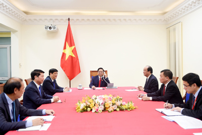 Thủ tướng Chính phủ Phạm Minh Chính điện đàm với Thủ tướng Campuchia