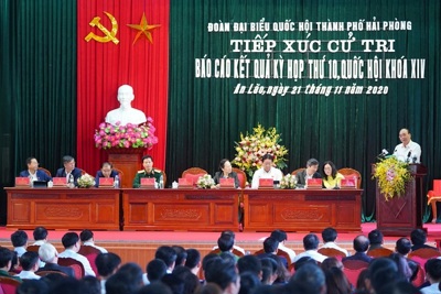 Thủ tướng Chính phủ Nguyễn Xuân Phúc tiếp xúc cử tri tại huyện An Lão (Hải Phòng)
