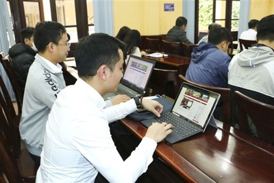 Bàn giao trang thông tin điện tử xã, thị trấn trên địa bàn huyện Gia Lâm