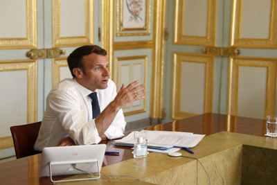 Tổng thống Pháp Emmanuel Macron nhiễm Covid-19