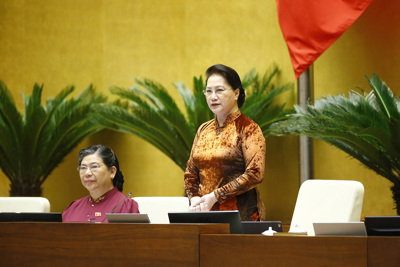 Chủ tịch Quốc hội Nguyễn Thị Kim Ngân trả lời chất vấn đại biểu Quốc hội