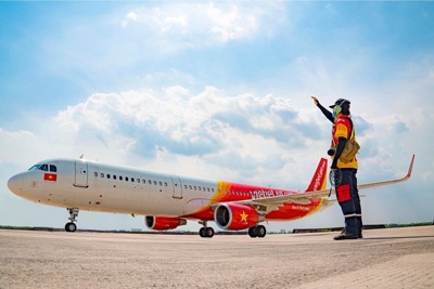 Bay “chất” cùng Vietjet - Vui lễ hội, trúng xe hơi, chào năm mới