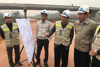 Hoàn thành mở rộng 25km cao tốc Hà Nội - Lào Cai trong tháng 6