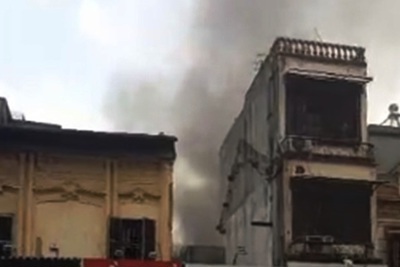 “Bà hỏa” thiêu rụi tầng 5 của ngôi nhà trong ngõ phố Bạch Mai