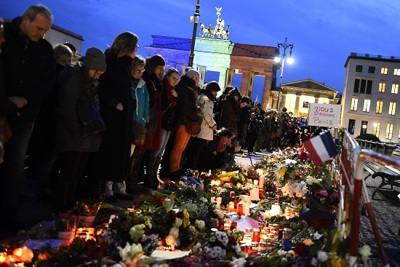 Một năm sau vụ khủng bố Paris: Ám ảnh chưa tan