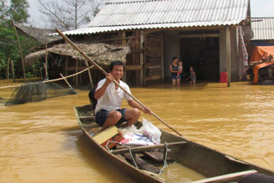 Hà Nội: Hơn 42 tỷ đồng ủng hộ Quỹ vì người nghèo và đồng bào miền Trung