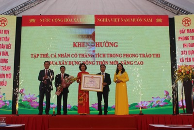 Xã Yên Viên đón Bằng công nhận danh hiệu Xã đạt chuẩn nông thôn mới nâng cao