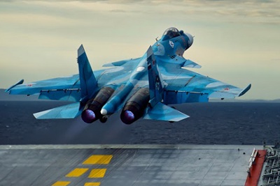Máy bay Su-33 đỗ "hụt" lên tàu sân bay Nga