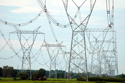 Bộ Công Thương yêu cầu giảm công suất các nguồn phát điện khi có nguy cơ vượt phụ tải