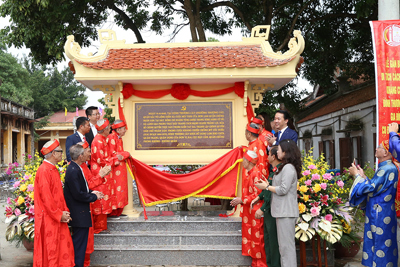 Quận Bắc Từ Liêm gắn biển di tích cách mạng kháng chiến