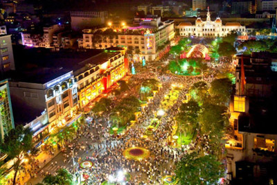 TP Hồ Chí Minh: Cấm xe lưu thông trên nhiều tuyến đường để phục vụ bắn pháo hoa mừng năm mới 2021