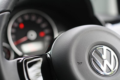 Vượt bão bê bối, Volkswagen qua mặt Toyota