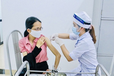 Quận Thanh Xuân: 165 đối tượng ưu tiên được tiêm vaccine phòng Covid-19
