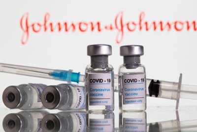 Dịch đột biến, EU bật đèn xanh cho vaccine Covid-19 một liều duy nhất