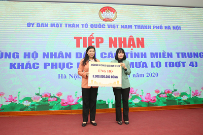 Mặt trận Tổ quốc thành phố Hà Nội tiếp nhận trên 27,8 tỷ đồng ủng hộ các tỉnh miền Trung