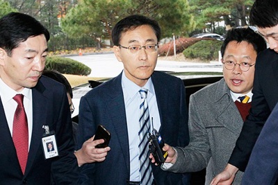 Tổng thống Hàn bị phế truất đối mặt với 13 cáo buộc