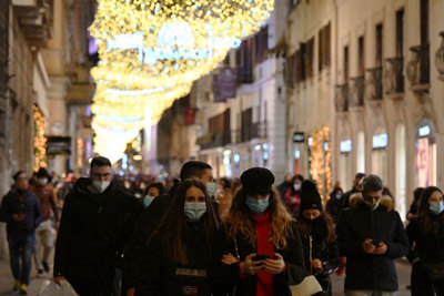 Italia áp lệnh phong tỏa toàn quốc dịp Giáng sinh và Năm mới