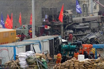 Trung Quốc: Giải cứu 11 thợ mỏ sau 2 tuần chôn vùi dưới lòng đất