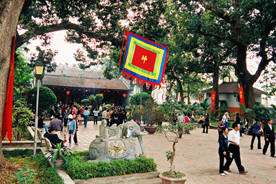 Lễ chùa đầu năm - nét đẹp văn hóa truyền thống của nhân dân Thủ đô