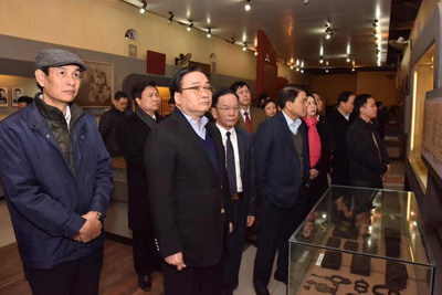 Lãnh đạo TP Hà Nội thăm các di tích lịch sử tại Sơn La