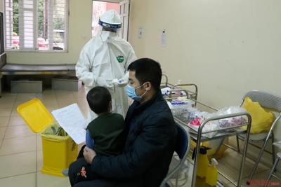 Huyện Kim Thành (Hải Dương) phát hiện hàng chục trường hợp ho, sốt trong cộng đồng