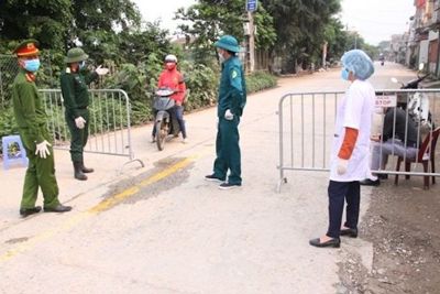 Huyện Mê Linh: 9 chốt chặn giám sát chặt ổ dịch Covid-19 thôn Do Hạ