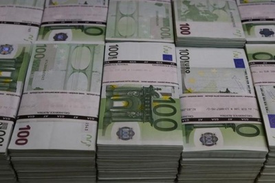 Đồng Euro giữ thế "phòng thủ" do bầu cử tại Pháp