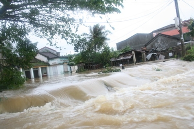 Miền Trung đối diện đợt lũ mới