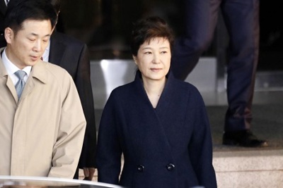 Các đảng Hàn Quốc ủng hộ lệnh bắt giữ bà Park Geun-hye