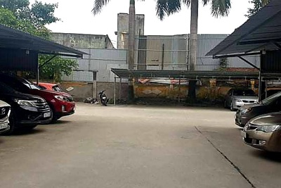 Hải Phòng: Sân trụ sở ủy ban phường thành bãi gửi xe ô tô có thu phí