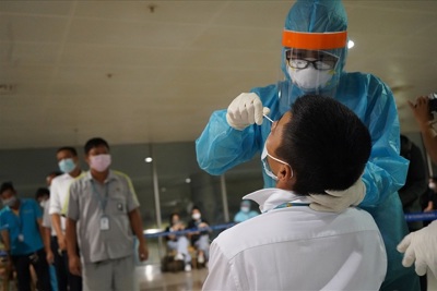 Tin đồn 20 trường hợp nhiễm Covid-19 mới tại sân bay Tân Sơn Nhất là không chính xác