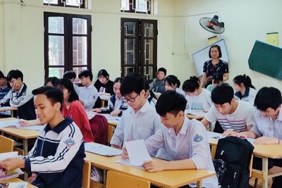 Gấp rút ôn tập cho học sinh thi vào lớp 10