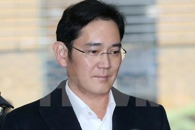 Phó chủ tịch bị bắt, Samsung tạm đình chỉ mọi hoạt động đầu tư mới