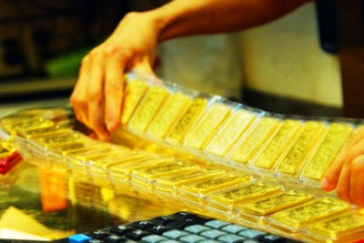 Giá vàng tiếp tục tăng mạnh, lên mốc 38 triệu đồng/lượng