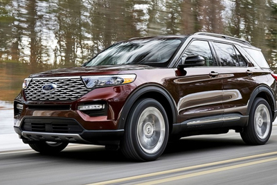 Giá xe ô tô hôm nay 25/12: Ford Explorer đang ở mức 1.999 triệu đồng