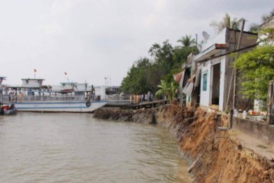 Tai nạn hy hữu, 10 hành khách rơi xuống sông Hậu