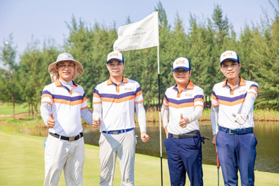 FLCHomes trao giải thưởng Hole-in-one 10 tỷ đồng cho golfer Nguyễn Thanh Anh