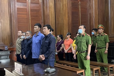 TP Hồ Chí Minh: Xét xử đường dây mua bán gần 100kg ma túy do Oanh Hà cầm đầu