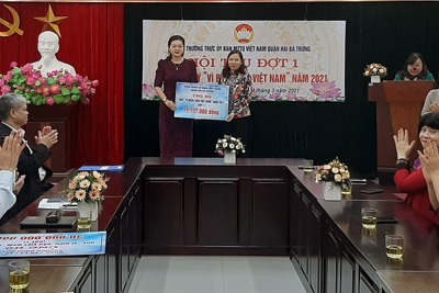 Quận Hai Bà Trưng: Vận động ủng hộ Quỹ "Vì biển đảo Việt Nam" (đợt 1) được 430 triệu đồng