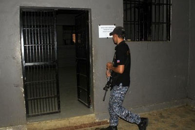 Nhà tù Philippines bị cướp, hơn 150 tù nhân trốn thoát