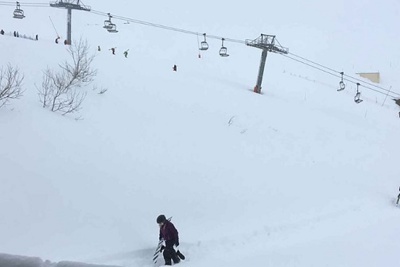 Lở tuyết chôn vùi khu du lịch núi Alps