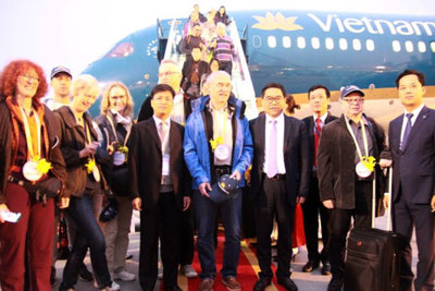Du lịch Hà Nội đón vị khách quốc tế đầu tiên năm 2017