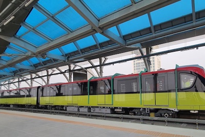 Đoàn tàu đường sắt Nhổn - Ga Hà Nội được đánh giá "quá đẹp"