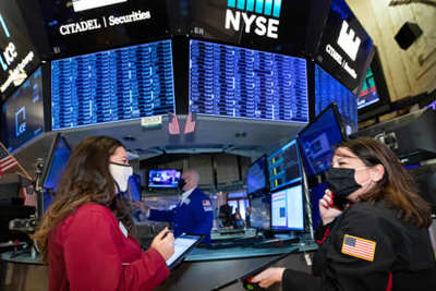Nhà đầu tư tăng tốc bán tháo cổ phiếu, chứng khoán Mỹ có tuần tệ nhất  3 tháng