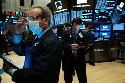 Chứng khoán Mỹ liên tiếp lập kỷ lục, Dow Jones có chuỗi tăng dài nhất trong 6 tháng