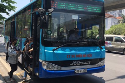 Hà Nội: Vận chuyển hành khách công cộng đạt 17 - 18% trong năm 2021