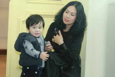Ca sĩ Tùng Dương: “Vợ giúp tôi bớt cực đoan, bảo thủ”