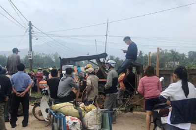 Bình Định: Người dân chặn đường vào nhà máy điện mặt trời suốt nhiều giờ