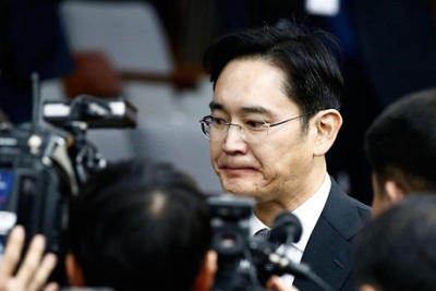 Tòa án điều trần về lệnh bắt giữ “thái tử” Samsung