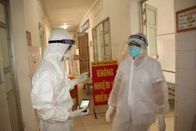 Phong tỏa khu phố có nữ bệnh nhân tái dương tính với SARS-CoV-2